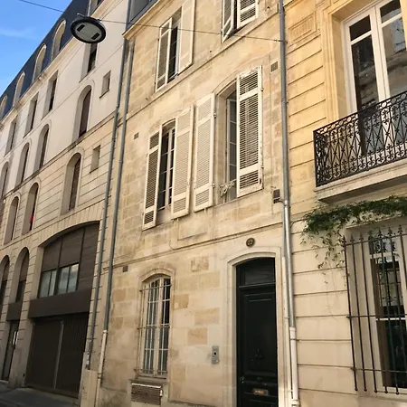 Appartamento De 30 M2 Dans Le Triangle D'or De *