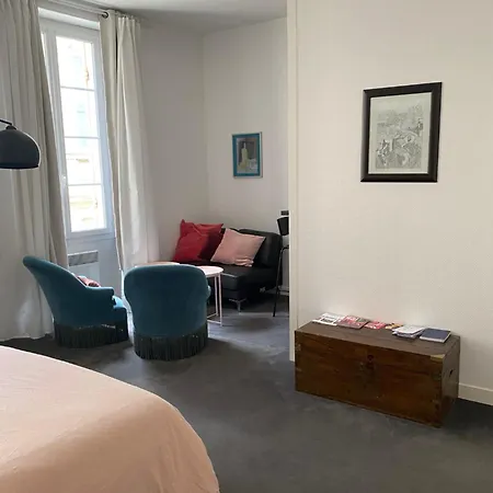 De 30 M2 Dans Le Triangle D'or De Apartment *