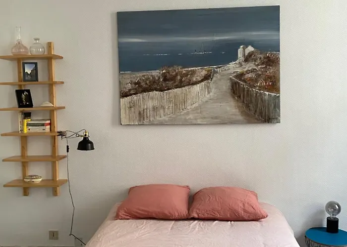 Apartmán De 30 M2 Dans Le Triangle D'or De