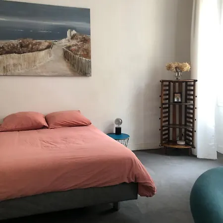 De 30 M2 Dans Le Triangle D'or De * Bordeaux