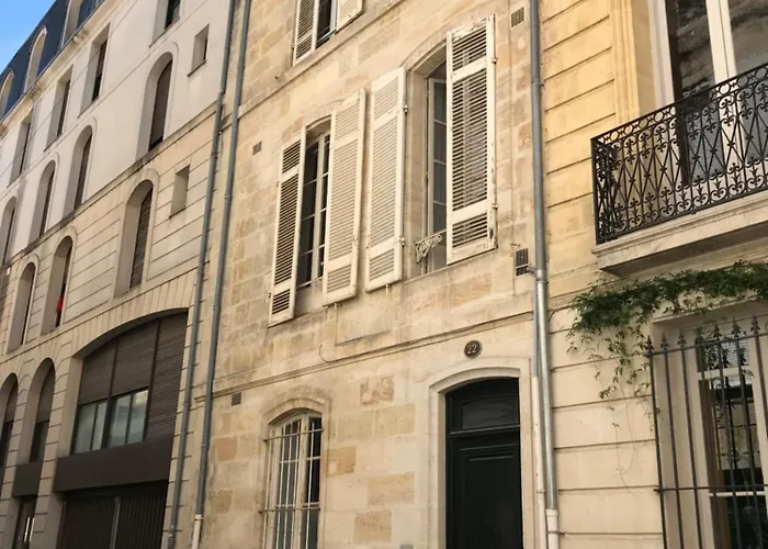 Apartman De 30 M2 Dans Le Triangle D'or De *